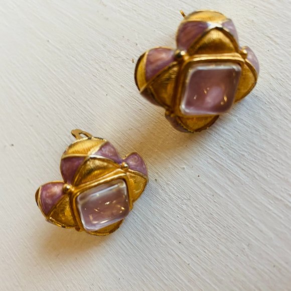 Jay Strongwater Purple &Gold Clip on Earrings - Picture 10 of 16